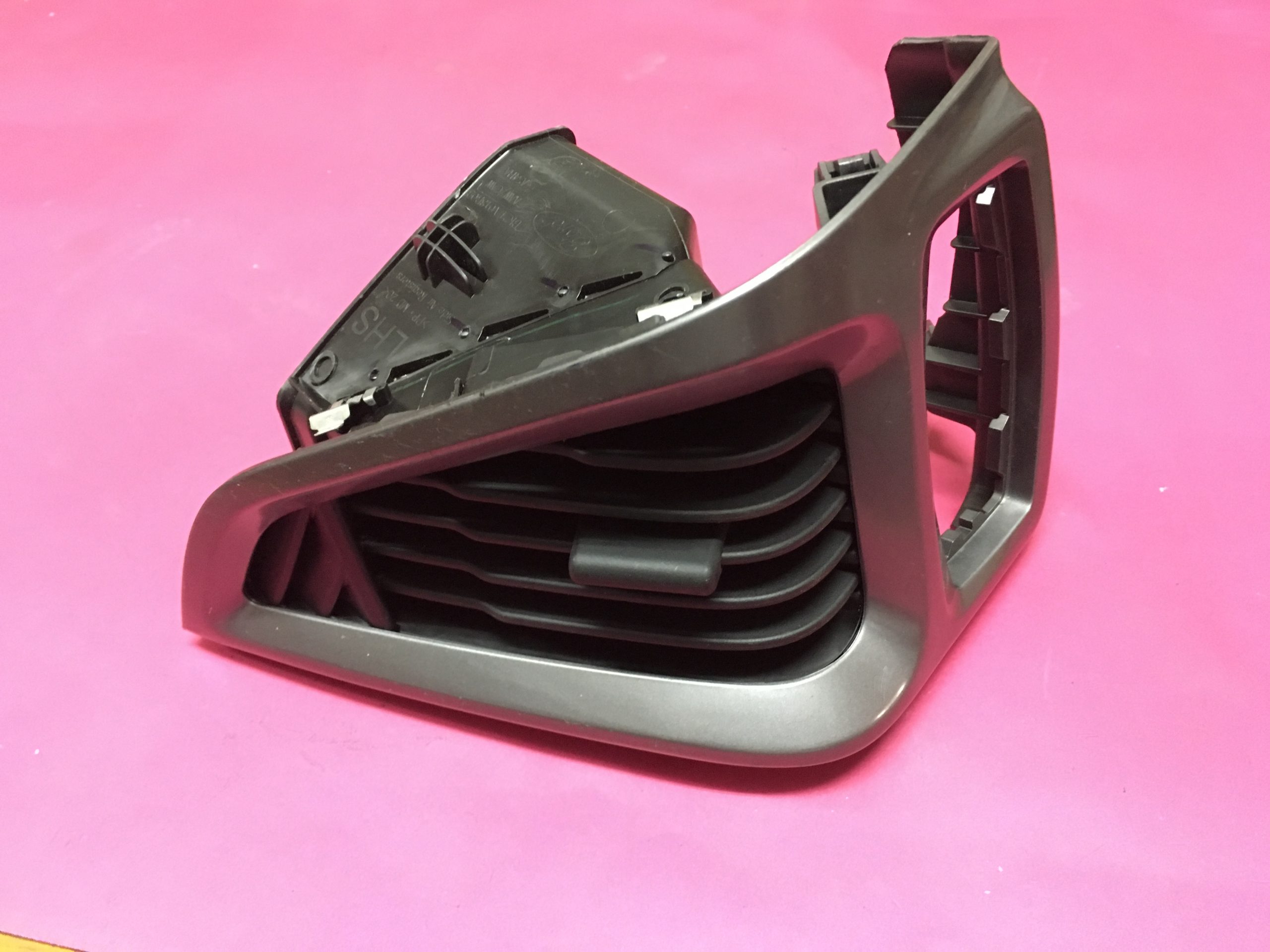 resimler/genel/JK21 V018B09 CF3UA2 N numaralı FORD yedek parçası TRANSIT V363E MCA modelleri ile uyumludur. SOL (FRDADM)