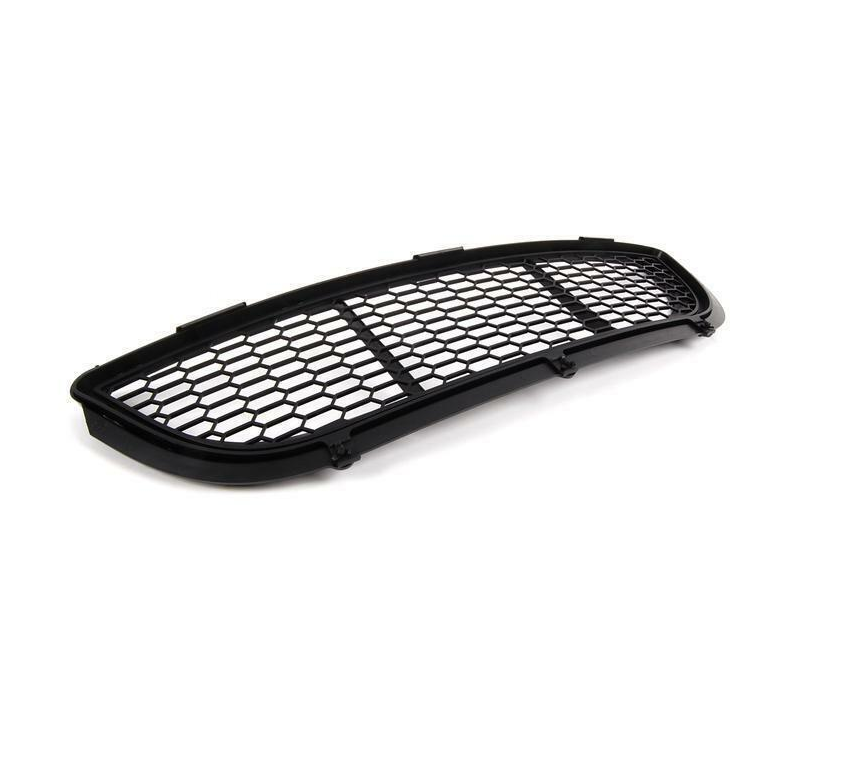 ÖN TAMPON IZGARASI ORTA M-TECH E90 LCİ 2009-